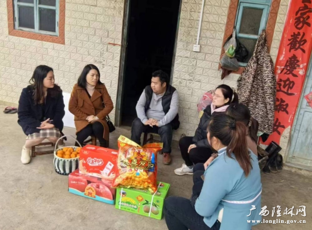 慰问现场 (3)