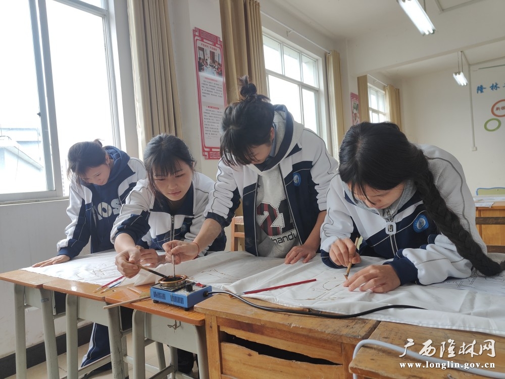 微信图片_20251208155633_296_280 微信图片_20251208155633_296_280