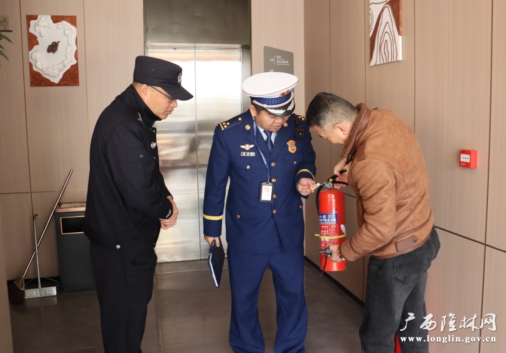 检查场所灭火器是否合格